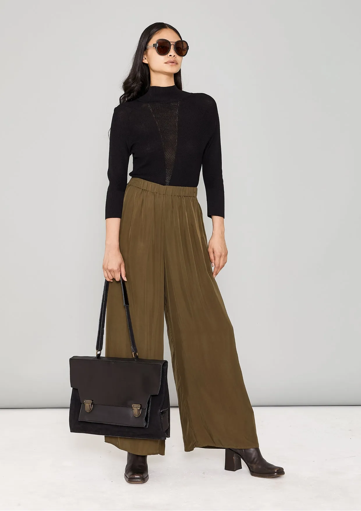 BRIEFCASE - LEATHER black